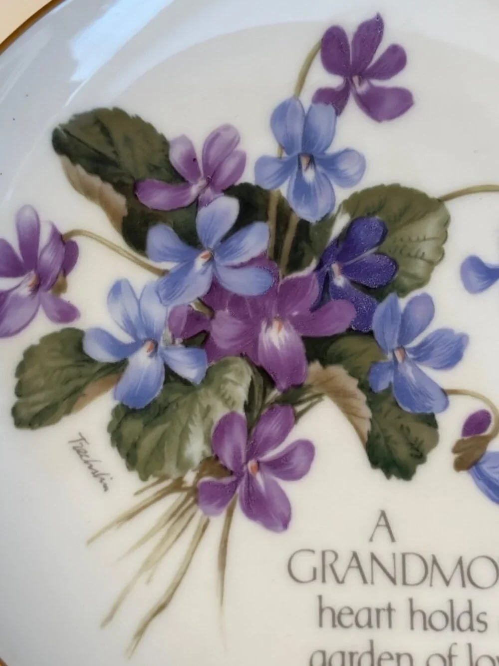Grandmothers Heart Porcelain Plate 